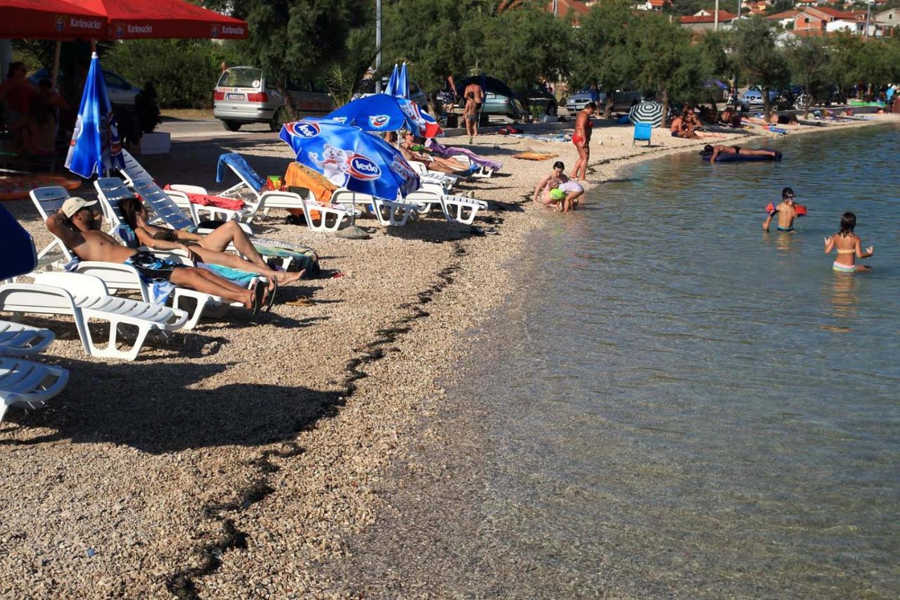 Apartments By The Sea Vinisce, Trogir - 5229 エクステリア 写真