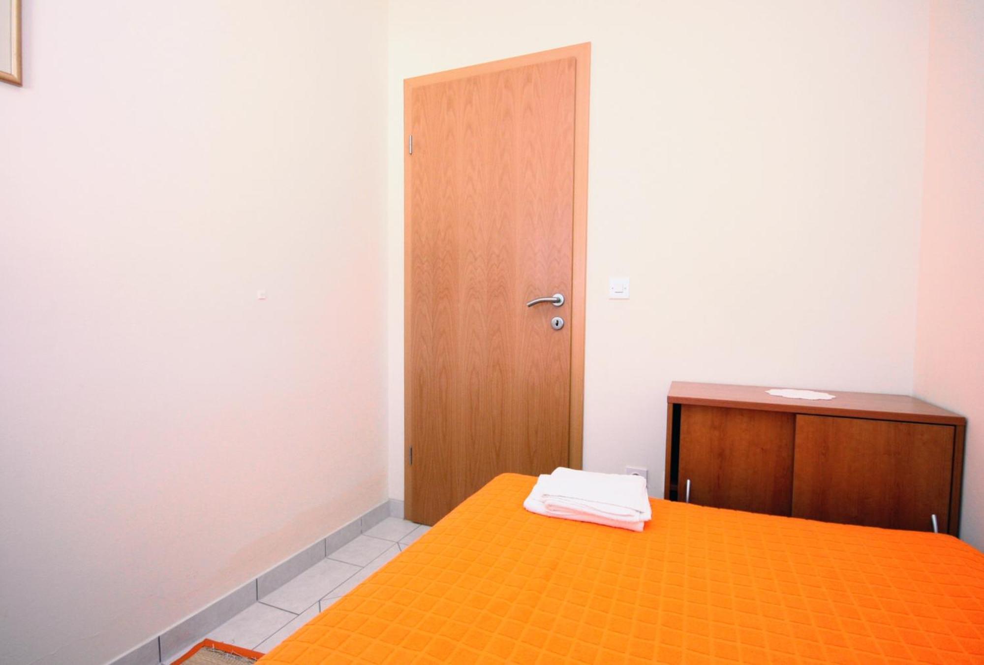 Apartments By The Sea Vinisce, Trogir - 5229 部屋 写真